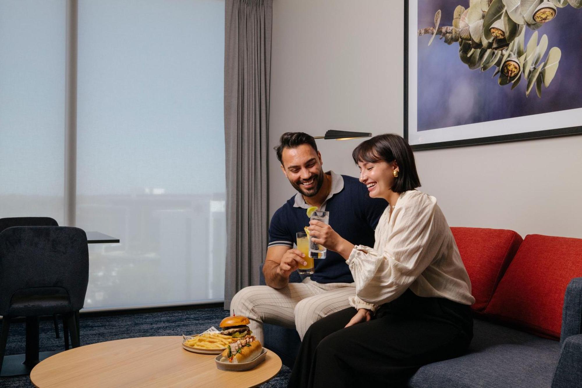 Courtyard By Marriott Perth Murdoch Fremantle Exterior foto